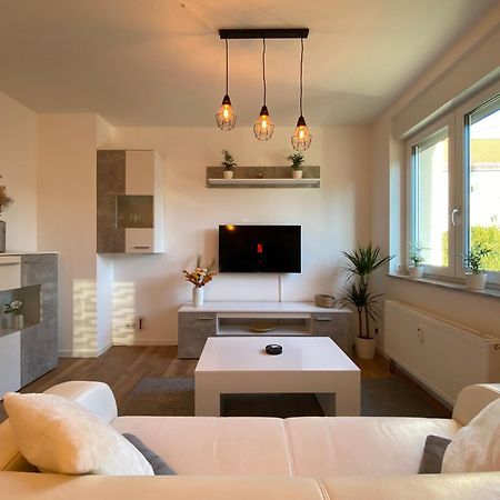 Hochwertige Ferienwohnung Mit 7Qm Balkon, Netflix, Kaffeeautomat, Rainshower Bad Zwickau Ngoại thất bức ảnh